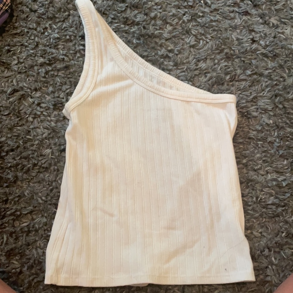 Top - Picture 2 of 2